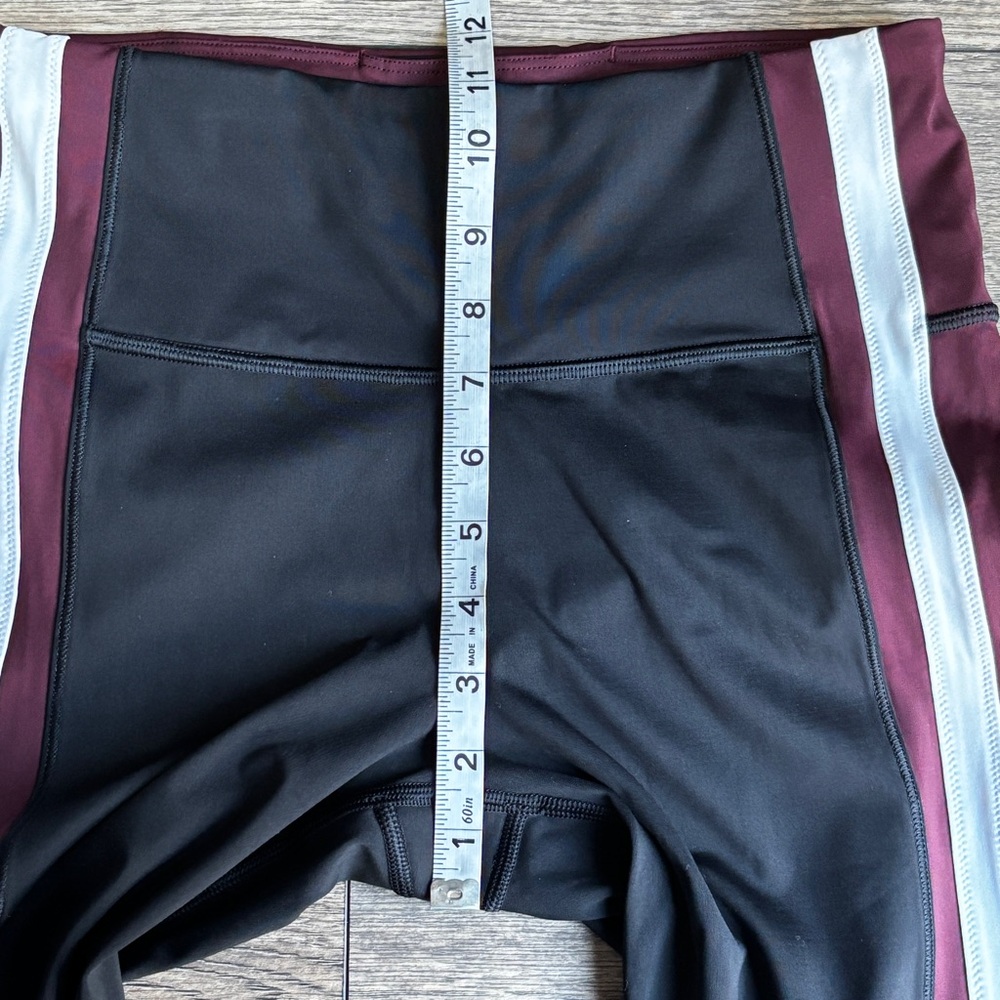 Athleta Crunch Colorblock 7/8 Length Tight Leggings Supersonic Black Burgundy S - Picture 9 of 13